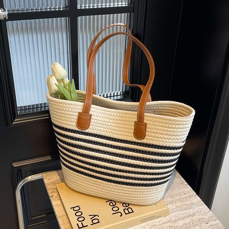 Trendy One Shoulder Grass New Women s Large Capacity Woven Tote Vacation Handheld Beach Bag