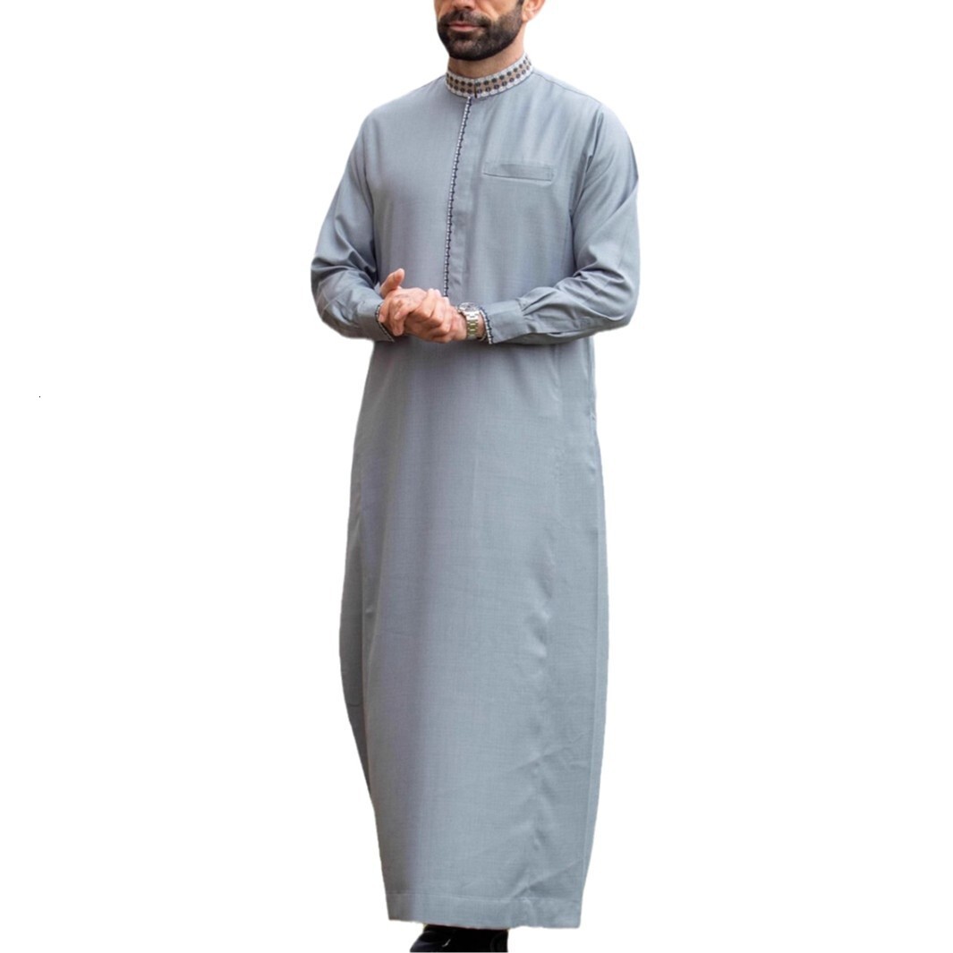Designer Clothing: Muslim Loose Neck Robe With Embroidered Long Sleeves And Pockets, More Versatile Than Traditional Men's 2025 New Fashion Outfi
