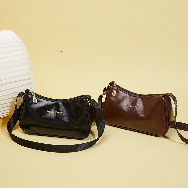2025 Korean version shoulder VR new phone large capacity female hobo armpit bag