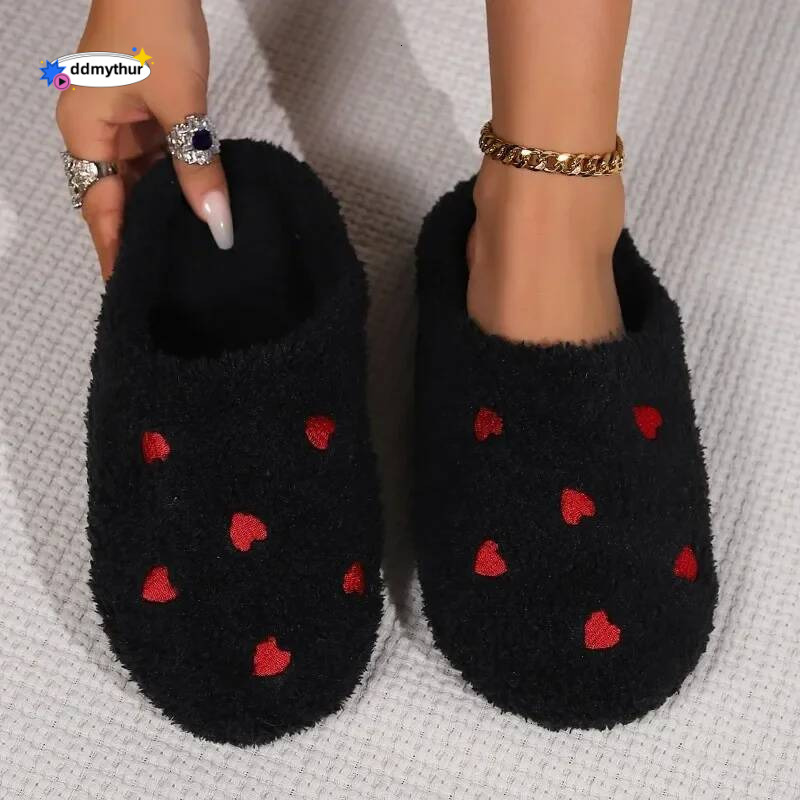 Winter Women's Heart-Shaped Slippers Love Mute Soft Sole Shoes Indoor Comfortable Cute Silent Carpet Light Living Room ddmythur