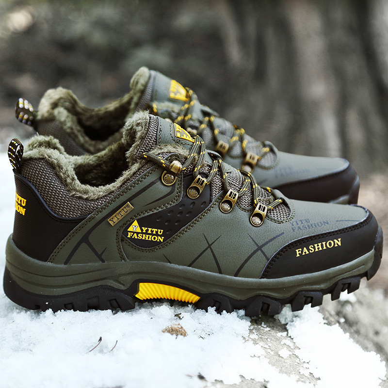New autumn and winter men's shoes, outdoor sports shoes, hiking shoes, men's plus size travel shoes, casual shoes