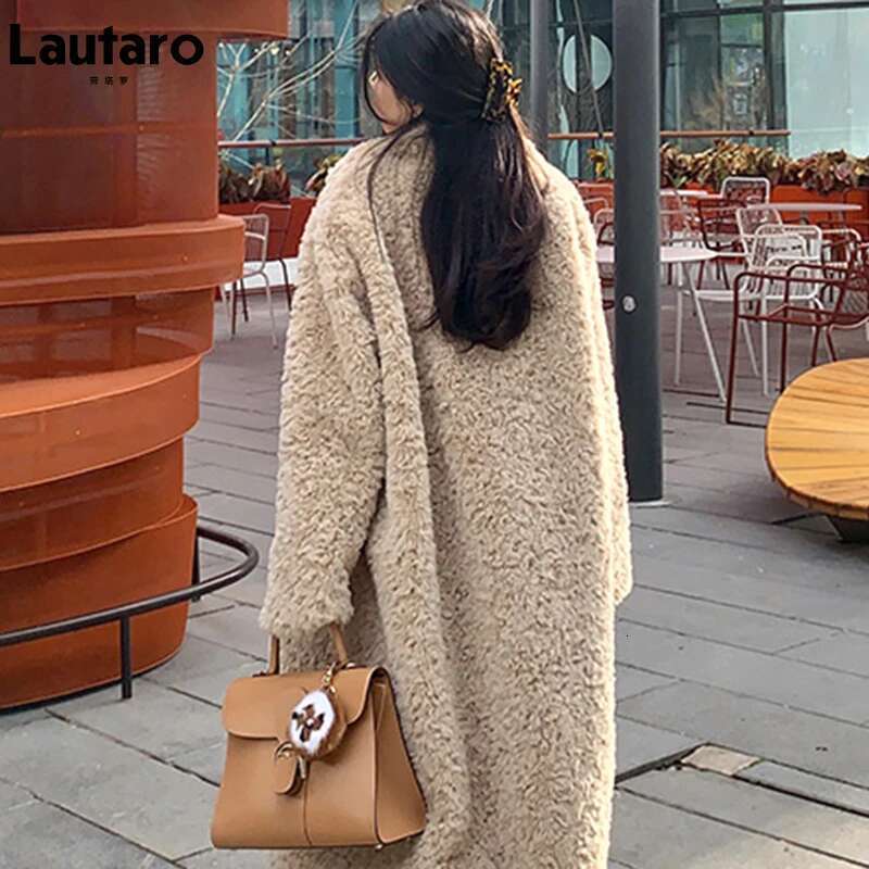 Lautaro Winter Long Oversized Shaggy Fuzzy Warm Thick Fluffy Faux Fur Coat Women Sashes Lapel Stylish Korean Fashion 2021