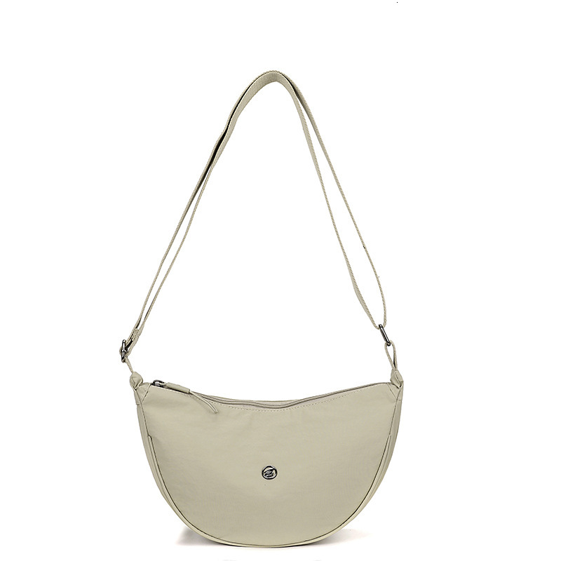 Dumpling 2025 new women's fashion versatile shoulder nylon crossbody casual niche bag trend