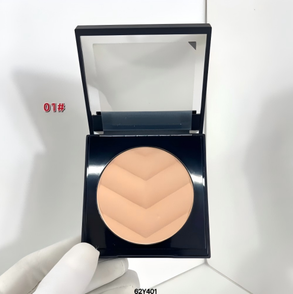 Foundation 7.5g Gold and Leather powder compact Natural 3 Colors Stock Makeup Tool Cosmetic