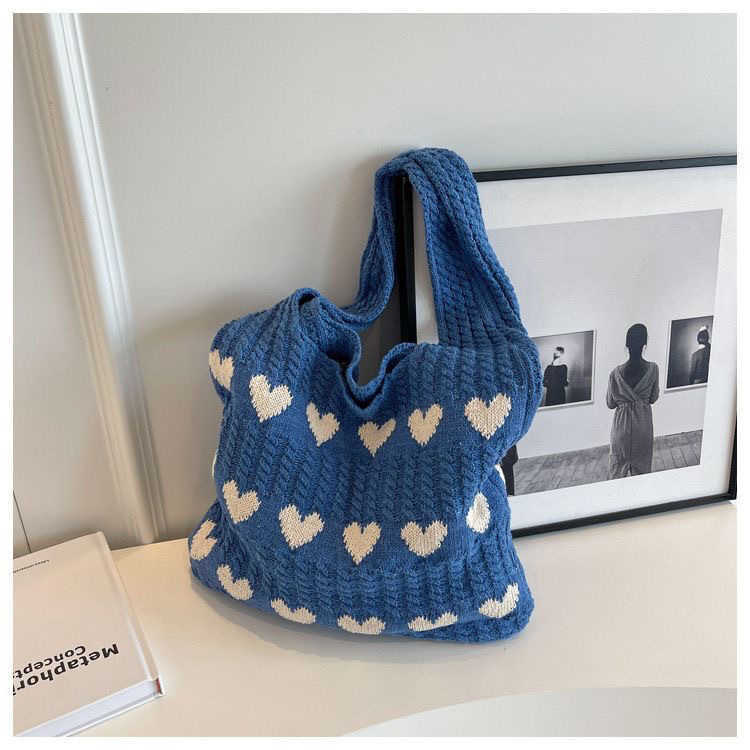 Knitted Love Tote Bag Early Autumn New Small Fresh Simple Fashion Knitted Bag Personalized Western Shoulder Bag