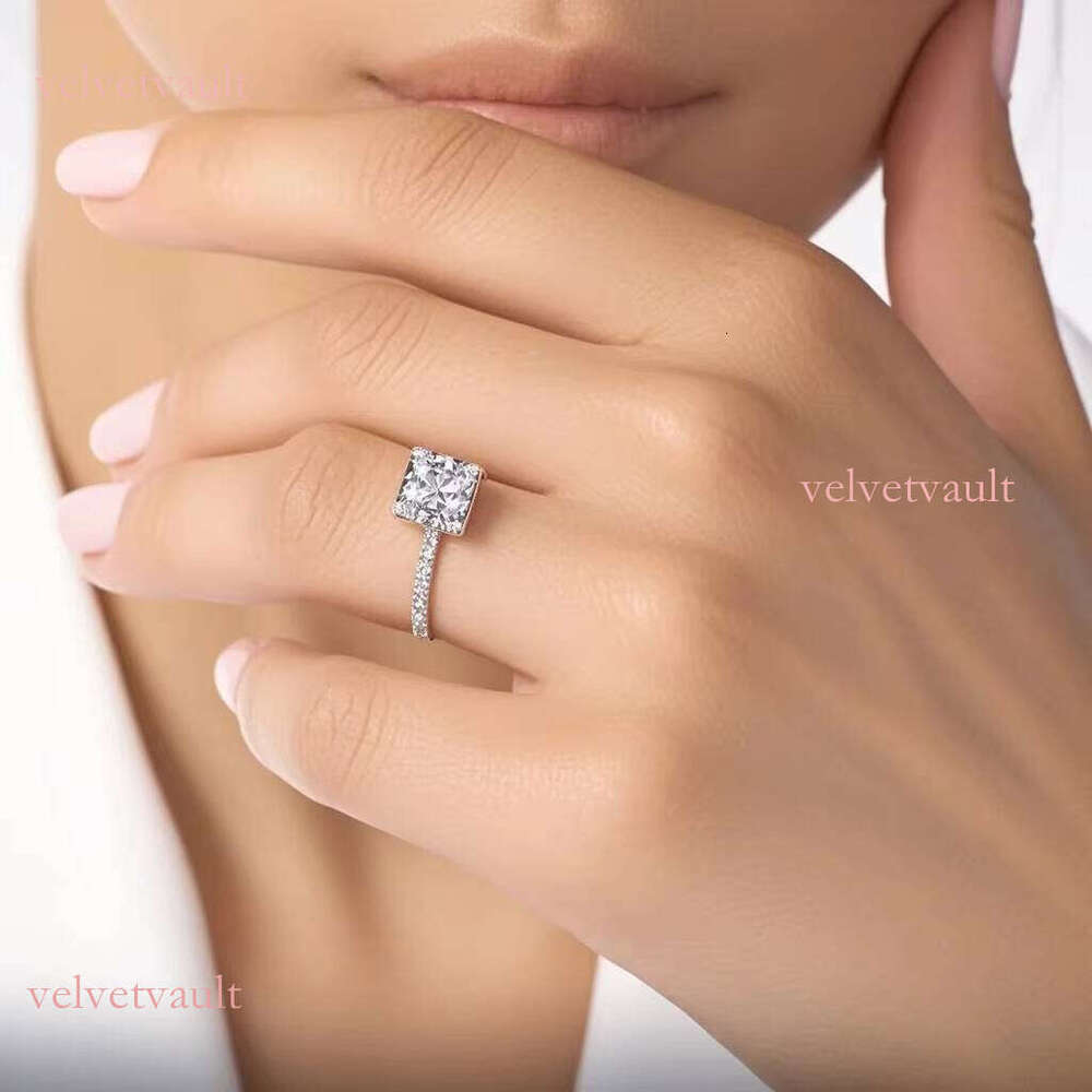 Linyin Modern Square Cutting Laboratory Planting Ring Fashionable, Elegant and Classic Design