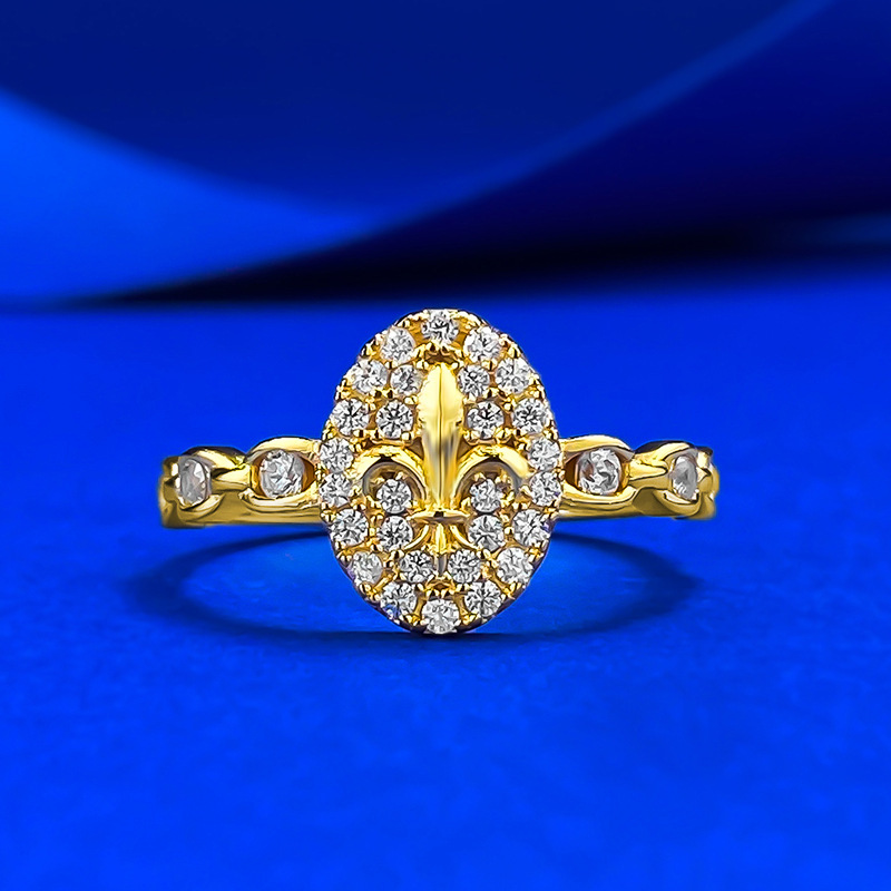 Elegant S925 Sterling Silver Gold-Plated Oval Fleur-de-Lis Ring - Luxury Italian Craftsmanship