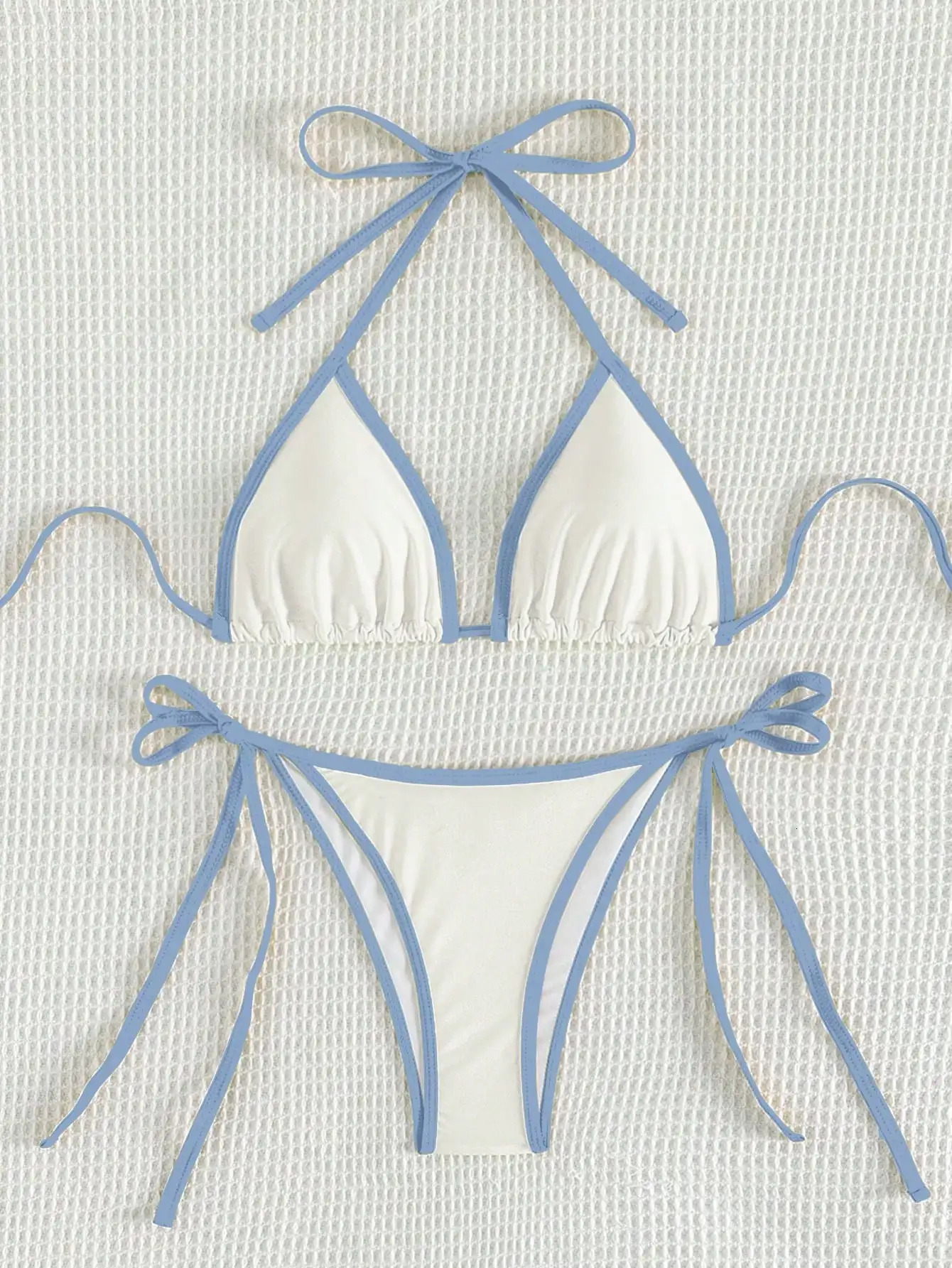 Summer white and blue color-block bow-tie pure bikini set suitable for womens beach vacation 250516