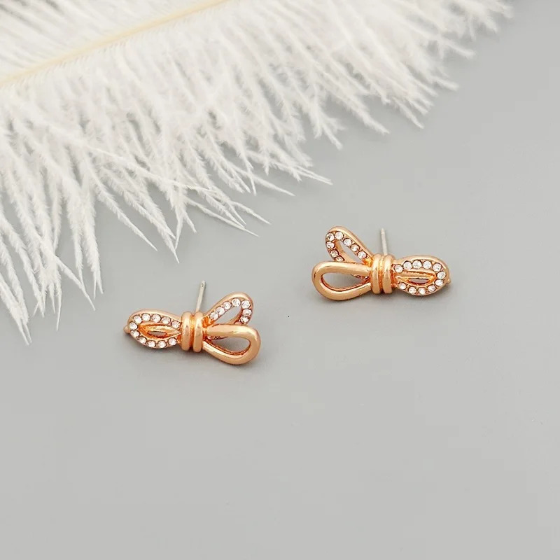 Korean Style Fashionable With A High-End Feel Simple Zircon Inlaid Bow Earrings 250517