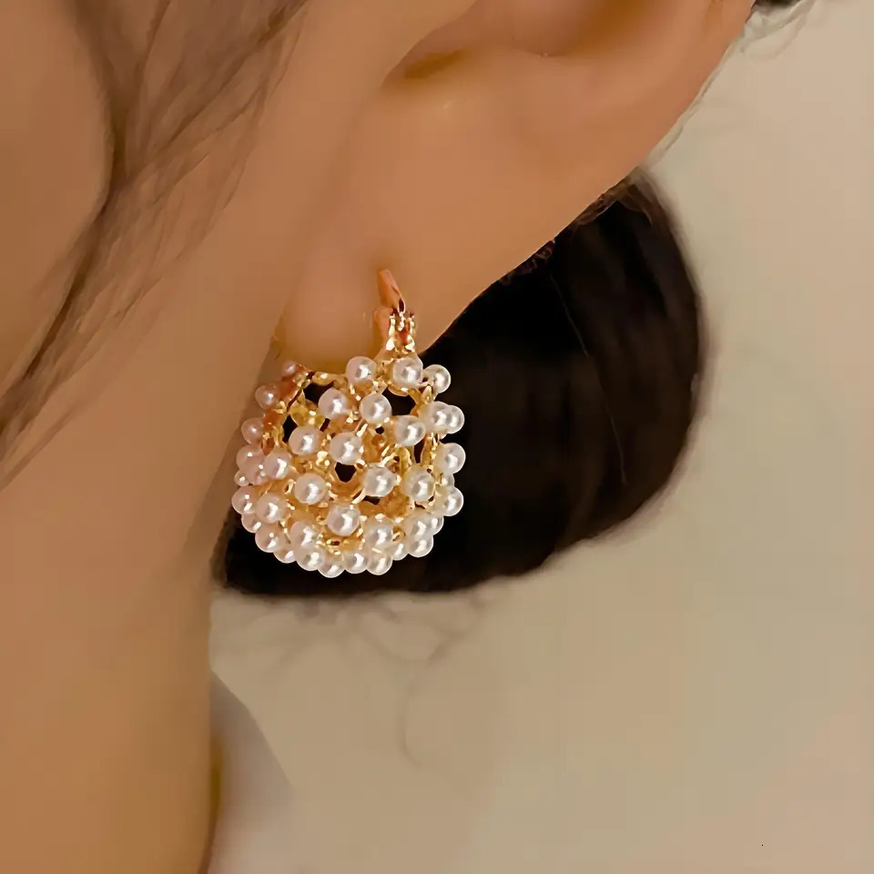 Premium Dangle Earrings with Pearls Plated Posts Timeless Elegance Fashionable Ear Accent Jewelry 250517