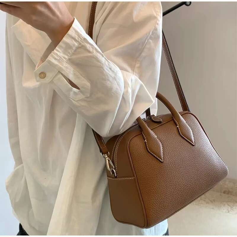 Top Layer Cowhide Boston Brand Design Pillow Shoulder Crossbody Handbag Genuine Leather Women's Bag Trendy