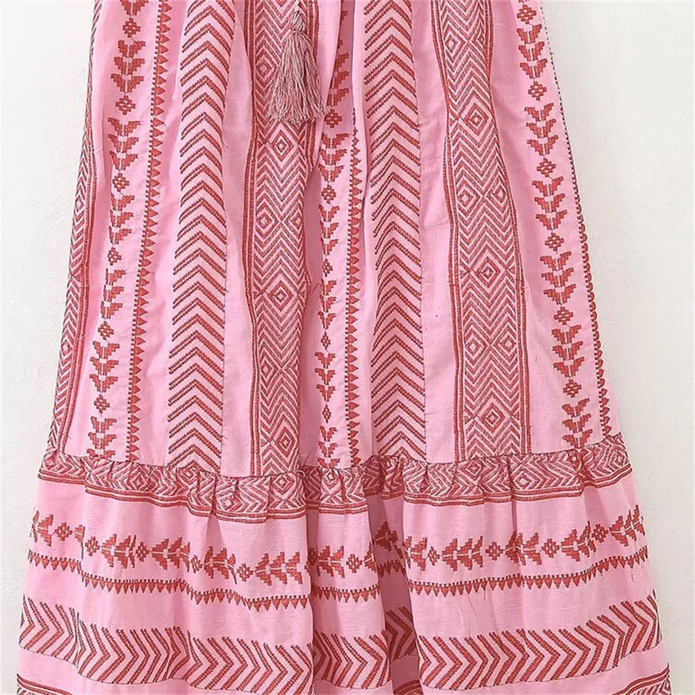 womens casual and elegant n with European American retro style crochet stitch knitted suspender dress 250520