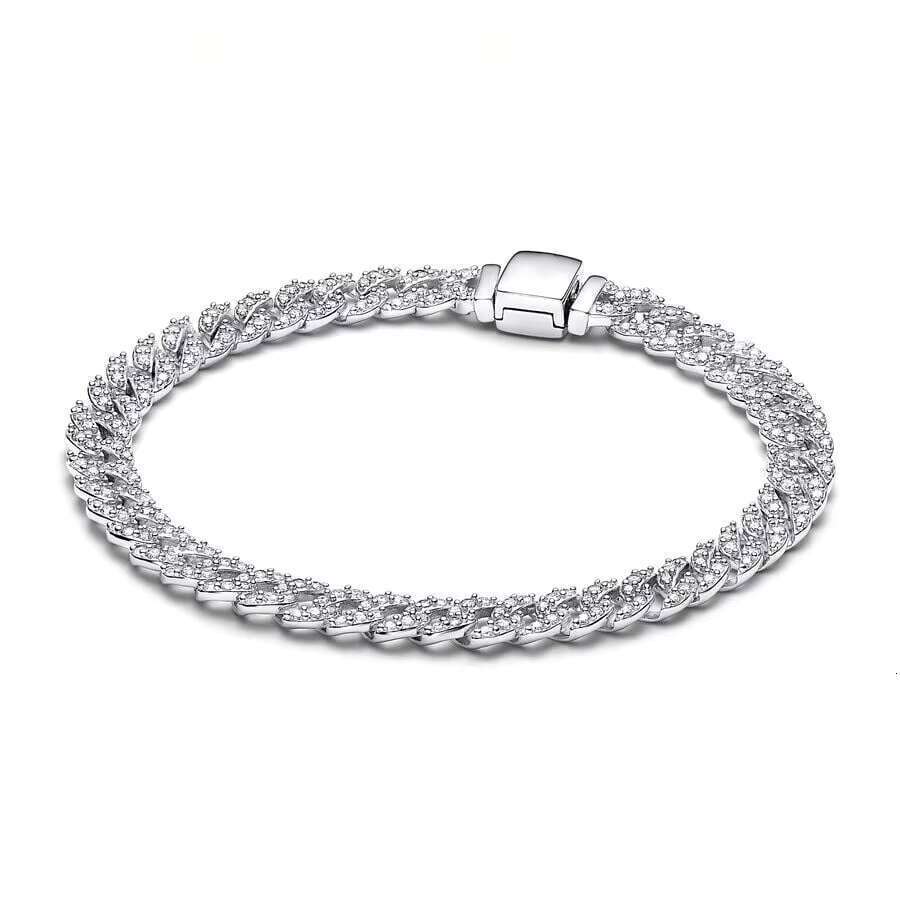 Gold and sier eternal paving Cuban chain bracelet fits charming women's shiny jewelry fashion trend 2025 hot selling