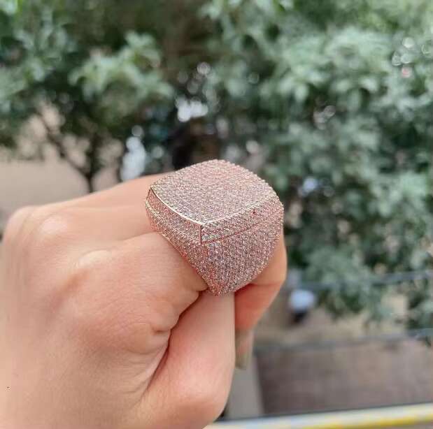 2024 Iced Out Jewelry VVS Moissanite Men Ring Gold Hip Hop Real Gold Hiphop Gemstone Rings Round Champion Ring