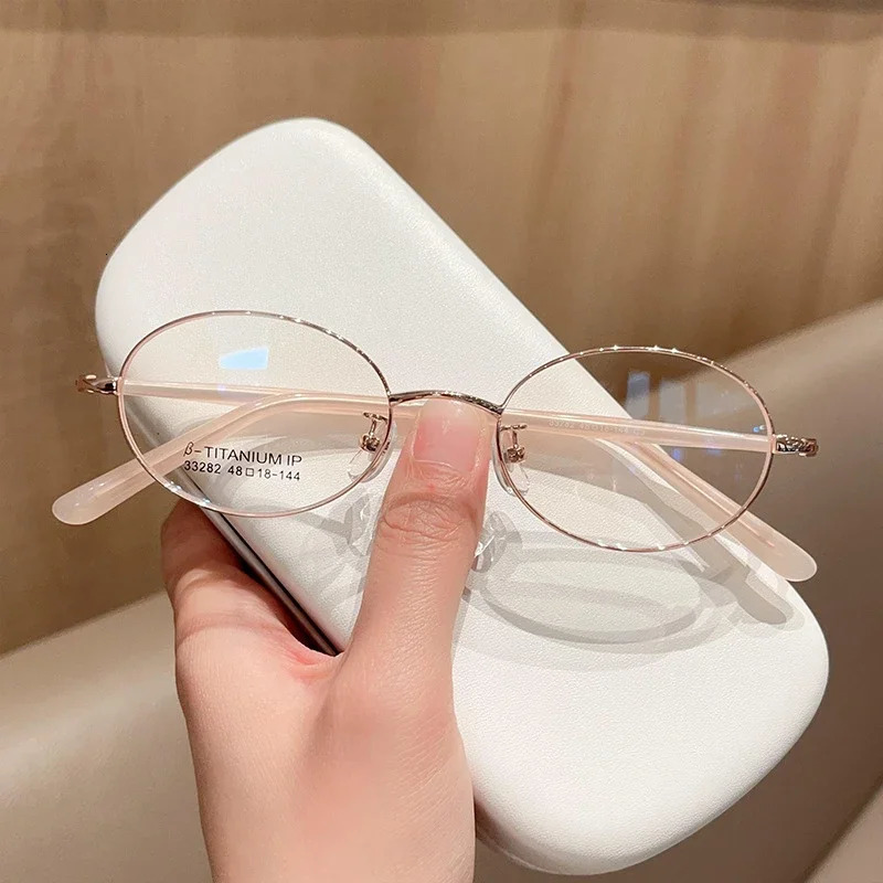 Seller Oval Shaped Eyeglasses Retro Small Frame Metal Men and Women Japanese and Korean Fashion Optical Prescription 250520