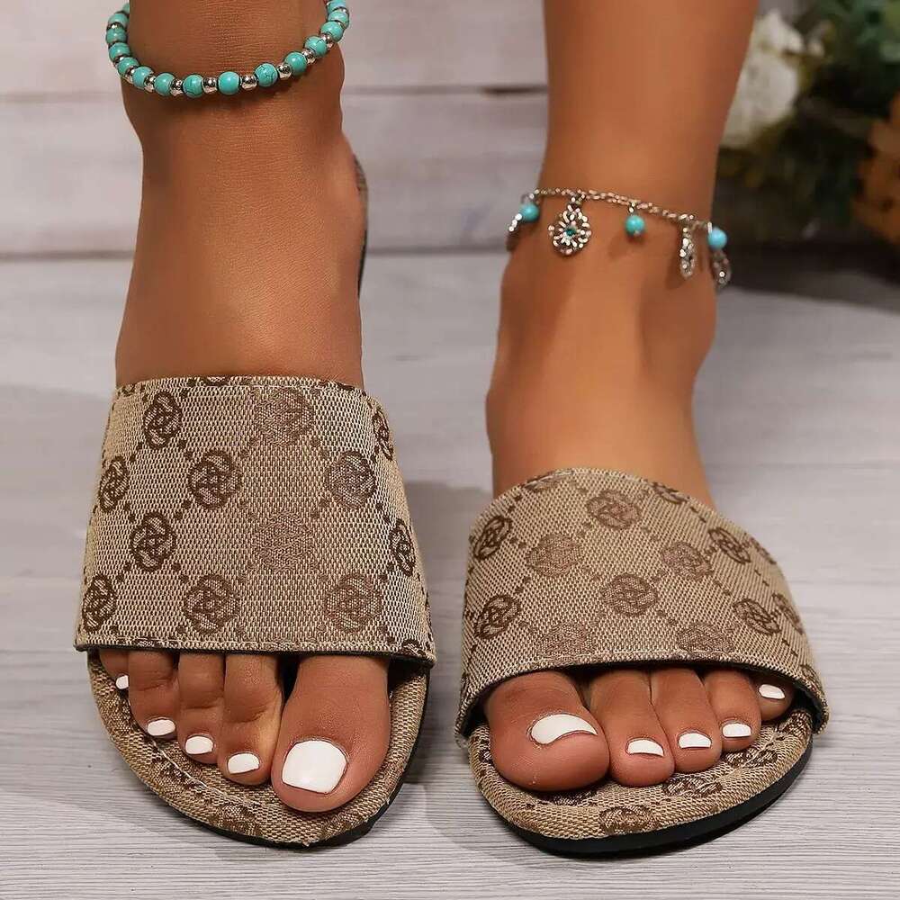 hot free shipping designer Sandals for woman 2025 newoutdoor breathable light platform slippers fashionable and comfortable khaki pink