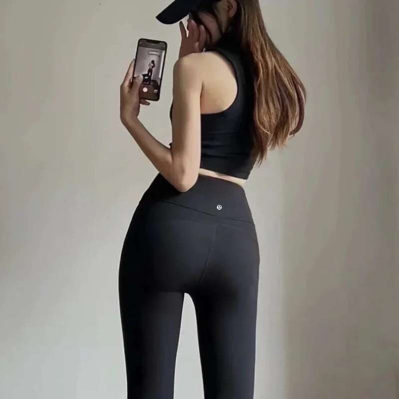 Women's Micro Flare High Waisted Hip Lifting Sports Fiess Pilates Yoga Pants