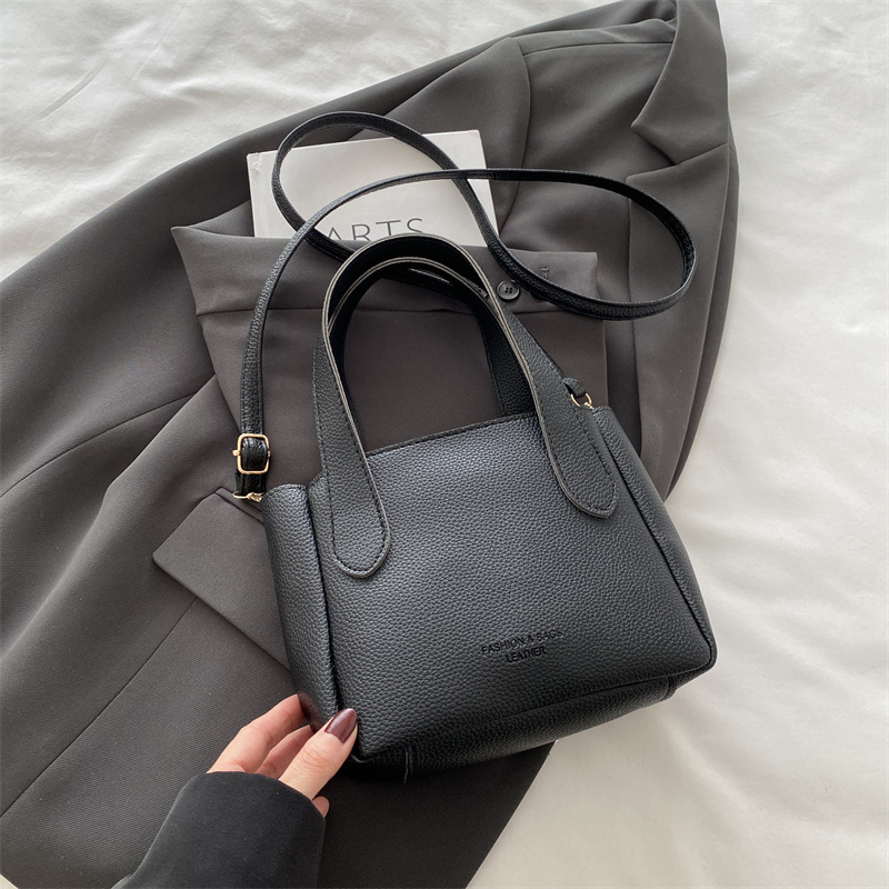 Free Delivery Designer Bag Korean Instagram Trendy Fashion Bucket For Women 2025 Spring/summer Simple And Versatile Shoulder Casual Women's Bag T