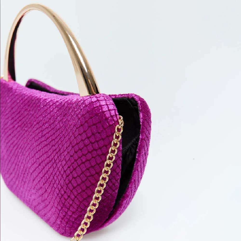 Ladies' new single shoulder diagonal cross shaped shell acrylic bag, fashionable wedding banquet handbag