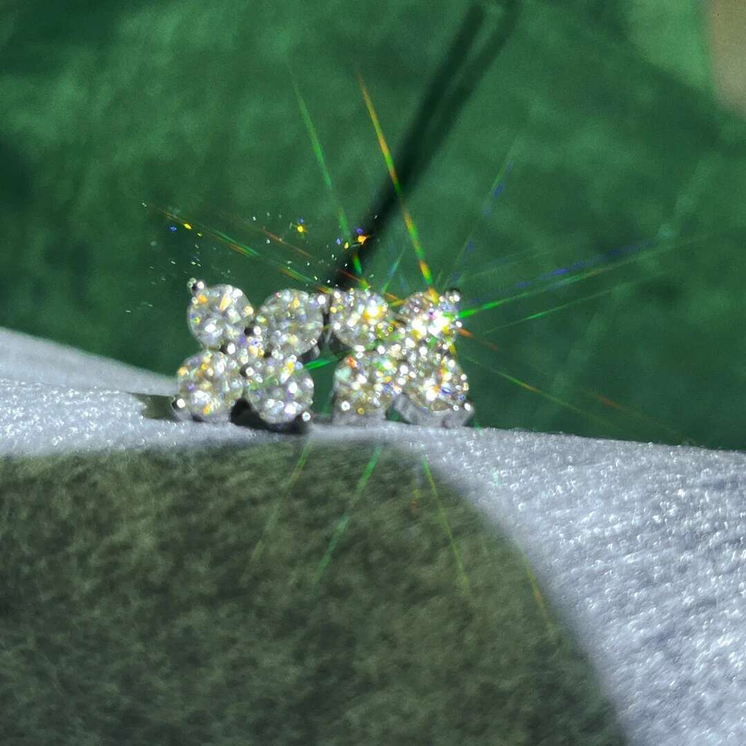 COSFIX Moissanite Stud Earrings for Women Luxury Women Full Moissanite Stud Earrings Clover Womens Moissanite Earrings
