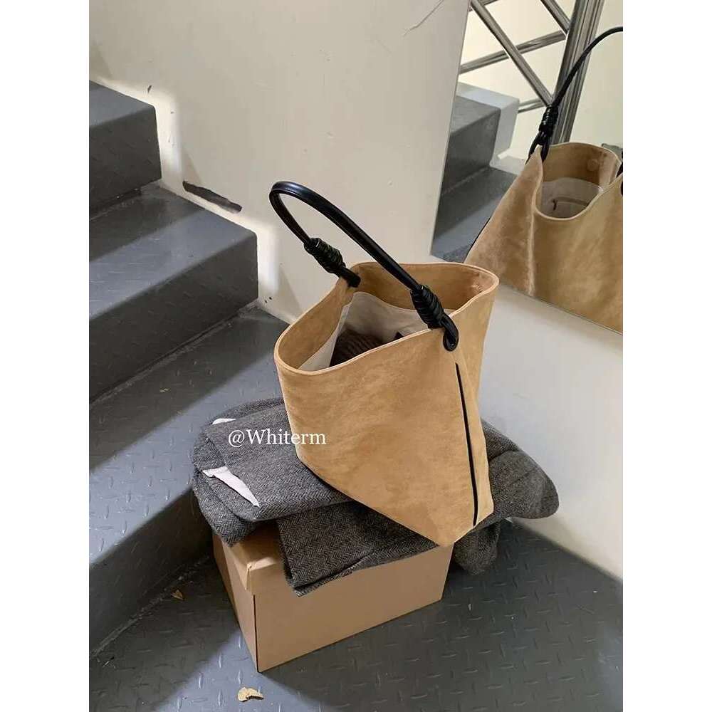 2024 New Version Of Instagram Retro Suede Contrasting Color Single Shoulder Bucket Bag Large Capacity Portable Totes