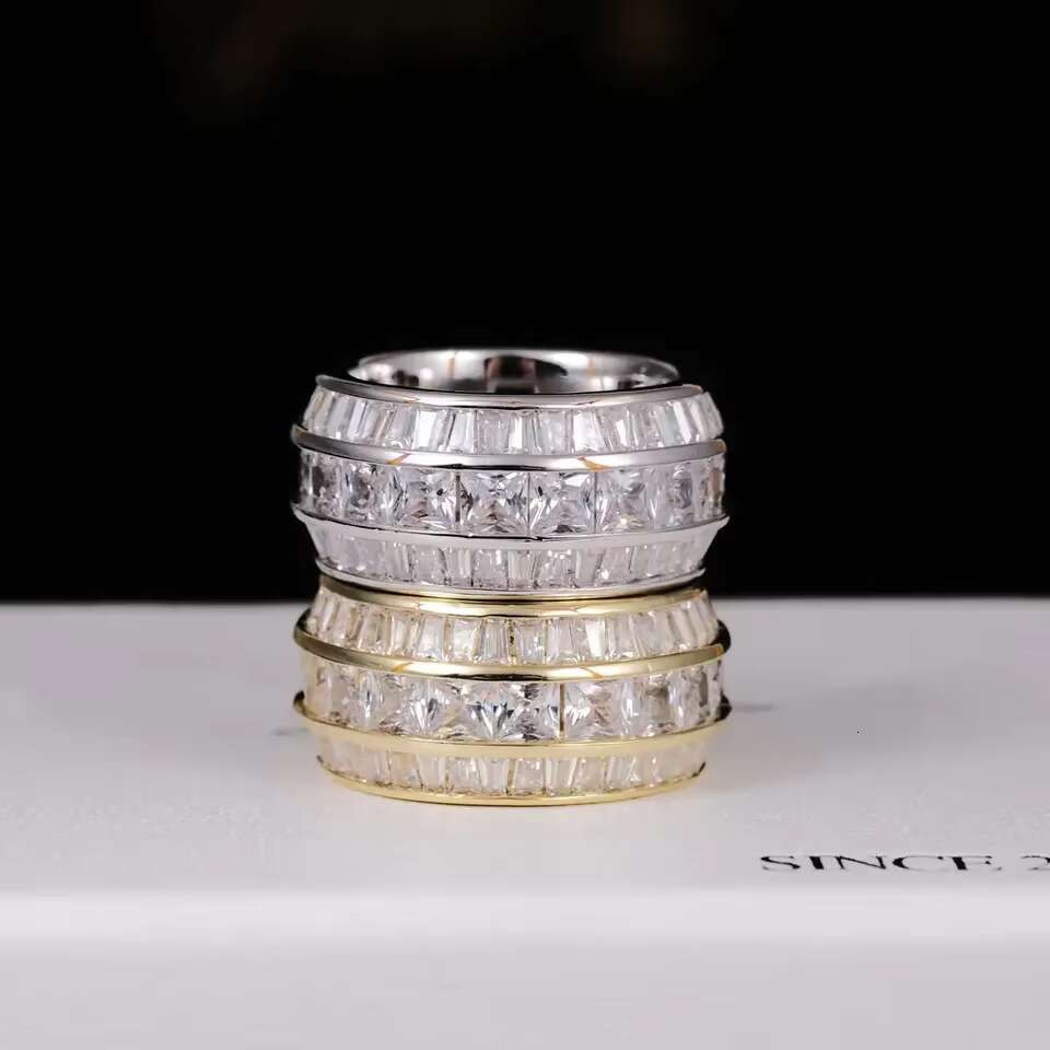 Flawless Jewelry Hip Hop Rings VVS D Color Moissanite Stone Custom Silver Iced Out Ring for Gold Color Luxury Men Ring