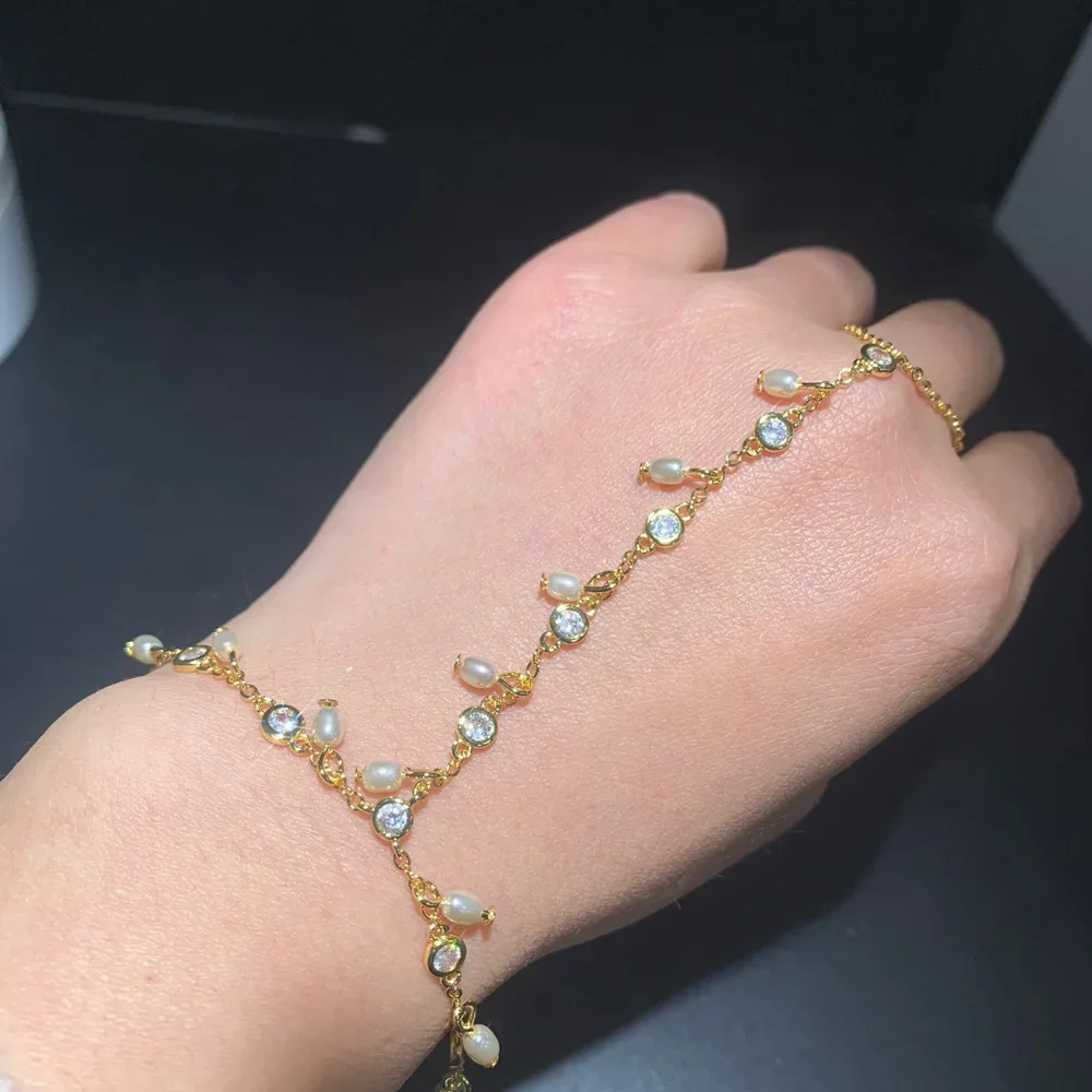 Gold Color Geometric Bezel CZ White Flash Pearls Beaded Drop Charm Tassel Elegance Women Hand Chain Bracelet 250520