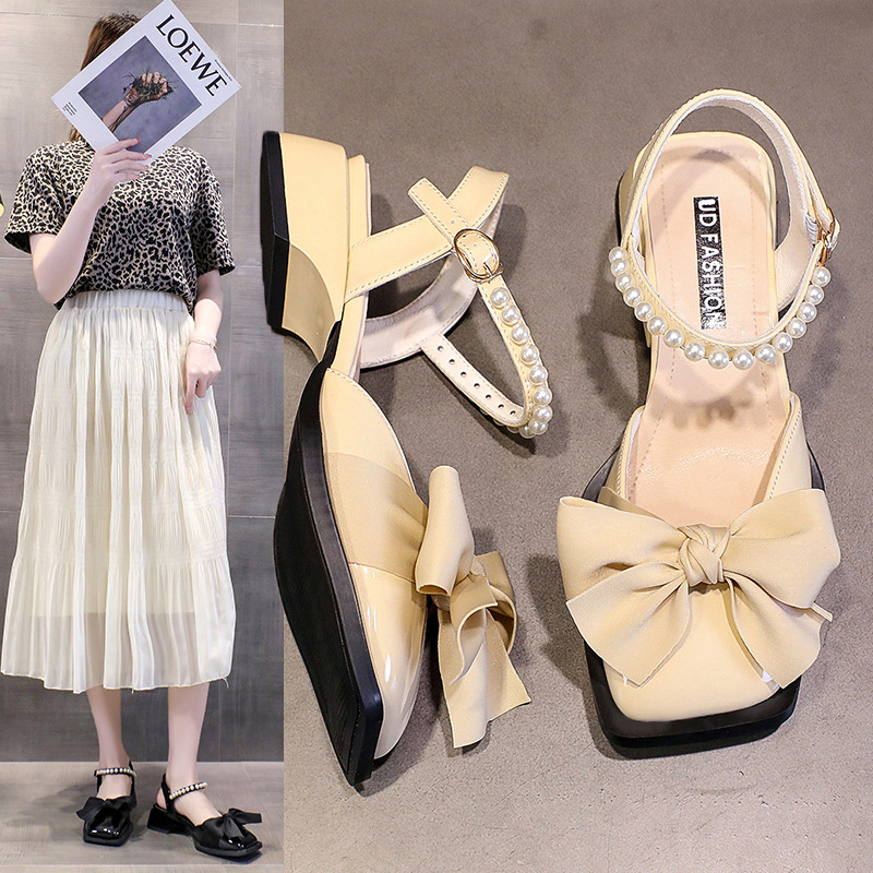 Free shipping, designer bow-bow sandals for women, 2025 summer new thick-heeled high heels, low heels, pearl one-strap, versatile