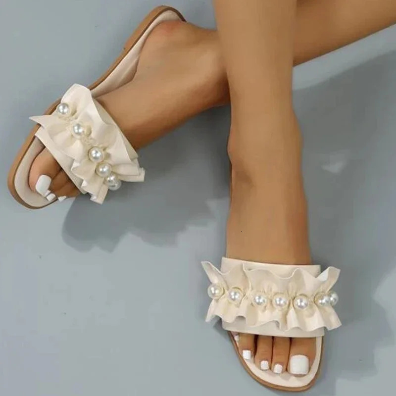 Women Slides Faux Pearl Decor Ruffle Trim Sandals Open Toe Wear-resistant Flat Slippers Summer Sandy Beach Sandals Women Shoes 250516