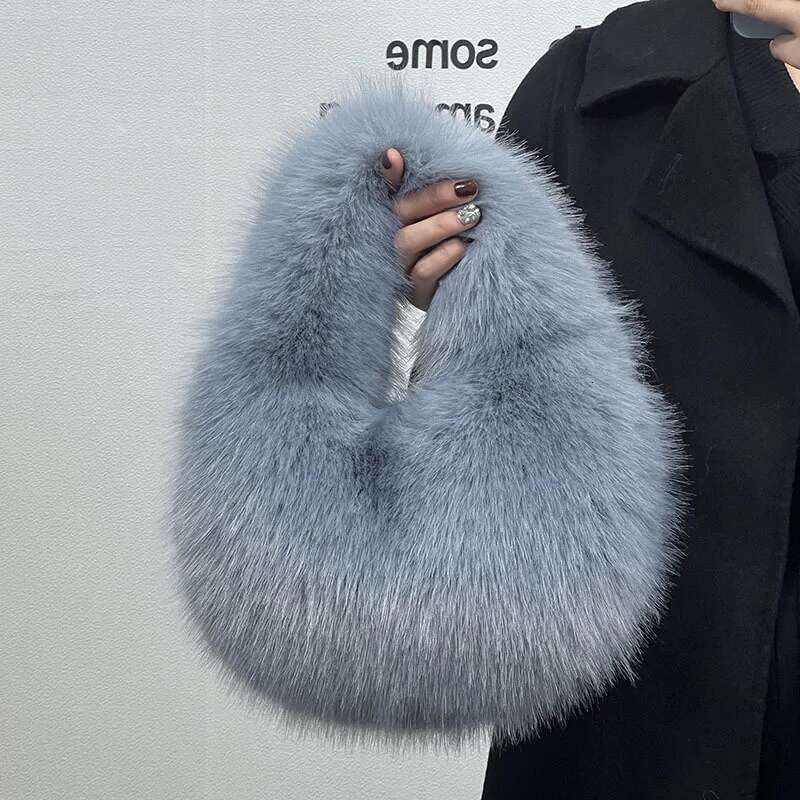 Hot Selling Fashion Soft Plush Half Moon Bags For Women Designer Fluffy Faux Fur Lady Handbags Small Tote Female Winter Purses Designer Bags