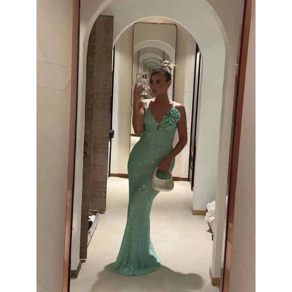 Sexy Sequin 3D Flower Long Beach Dress Women Retro Knitted V-Neck Sleeveless Glitter Sling Dresses Female Chic Holiday Vestidos Designer
