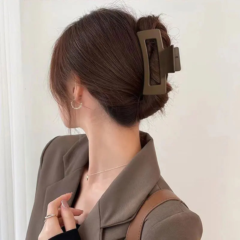 Solid Color Hollow Womens Hair Grab Korean Cute Sweet Fashion Style Gift Party High Street Hair Clip Womens Hair Accessories 250517