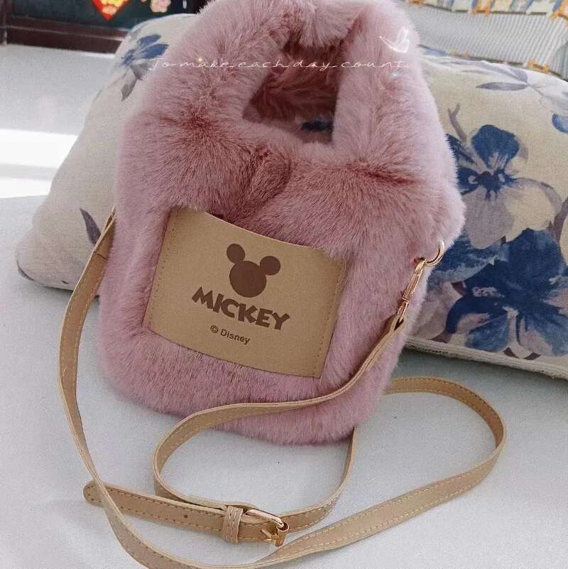 2024 New Bucket Internet Celebrity Portable Coin Mobile Phone Cosmetic Bag Fluffy Plush