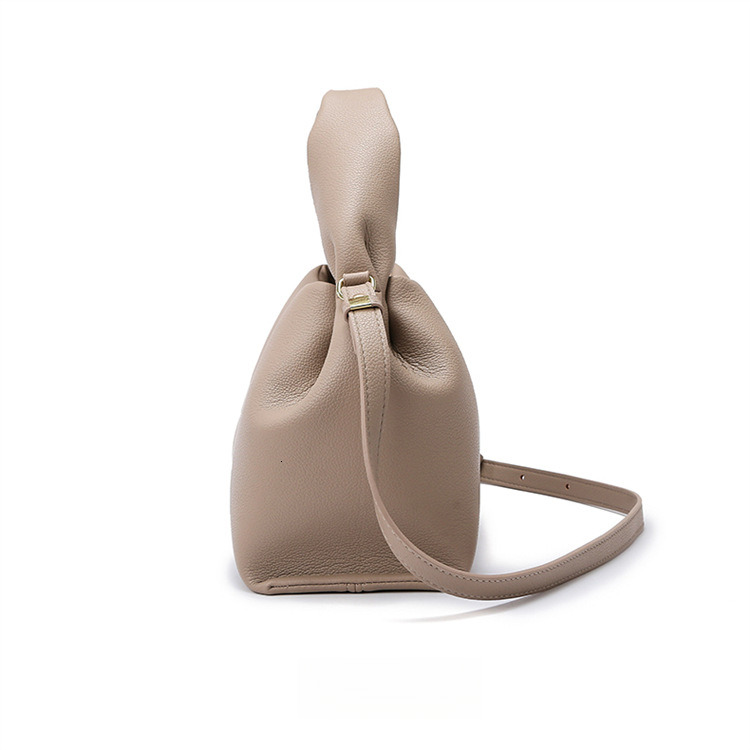 Women's Handbag Free Shipping Designer Bag New Fashion Cloud Bag Niche Versatile Soft Leather Shoulder Crossbody Bag Shopping Bag