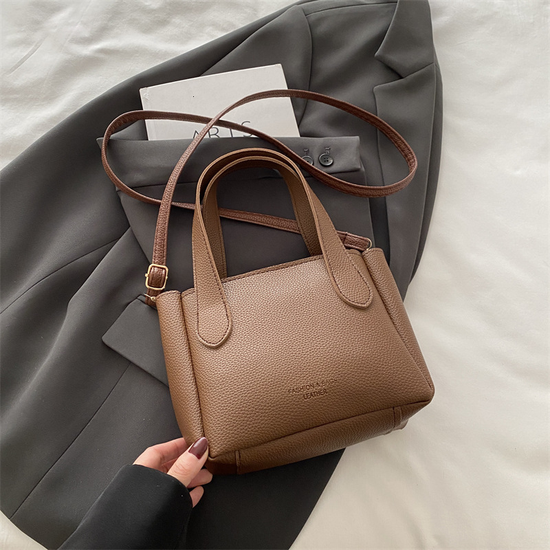 Free Delivery Designer Bag Korean Instagram Trendy Fashion Bucket For Women 2025 Spring/summer Simple And Versatile Shoulder Casual Women's Bag T