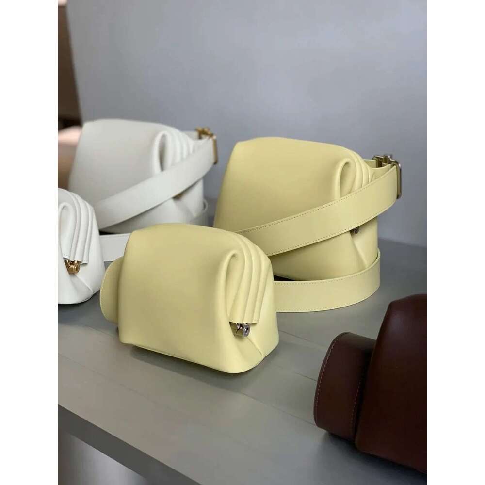 2024 New Genuine Leather Mini Crossbody Clip Bag