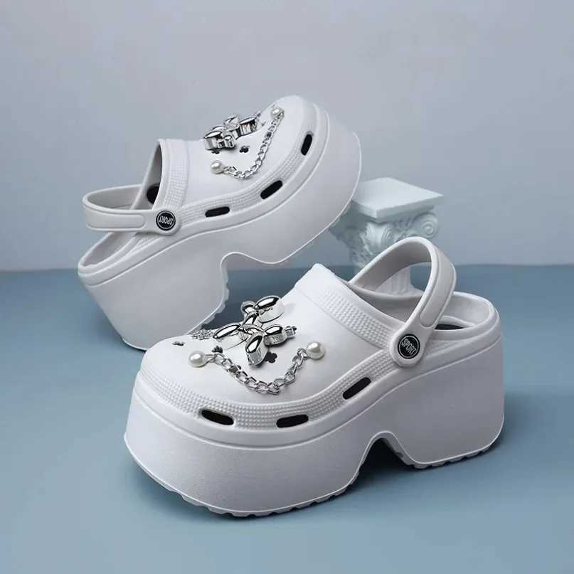 House Cloud Slipper Clog Woman charm Sandals Flip Flops Beach Non Slip Home Shoe High Heel Platform Female Slides Ladies Outdoor M250520