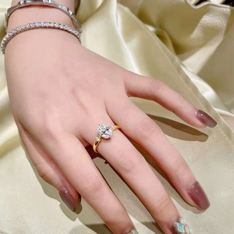 European and American Style S925 Silver Gold Plated Mosan Moissanite Diamond Ring Big Wedding Ring for Men Women and Couples