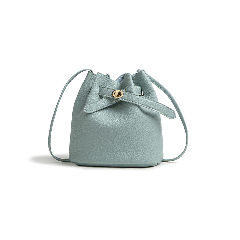 Elegant Casual Backpack: Compact Design & Secure Closure bucket bag designer bag