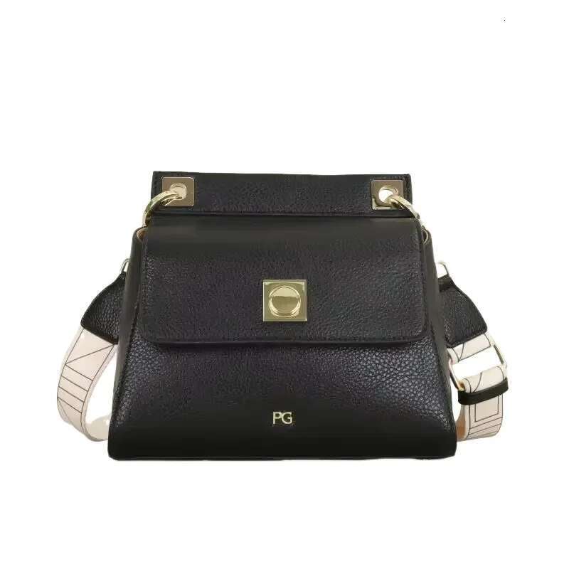 PG Exquisite Shoulder Light Brand Classic Design 2024 New Casual Women's Bag Premium Quality Fashion Handbag