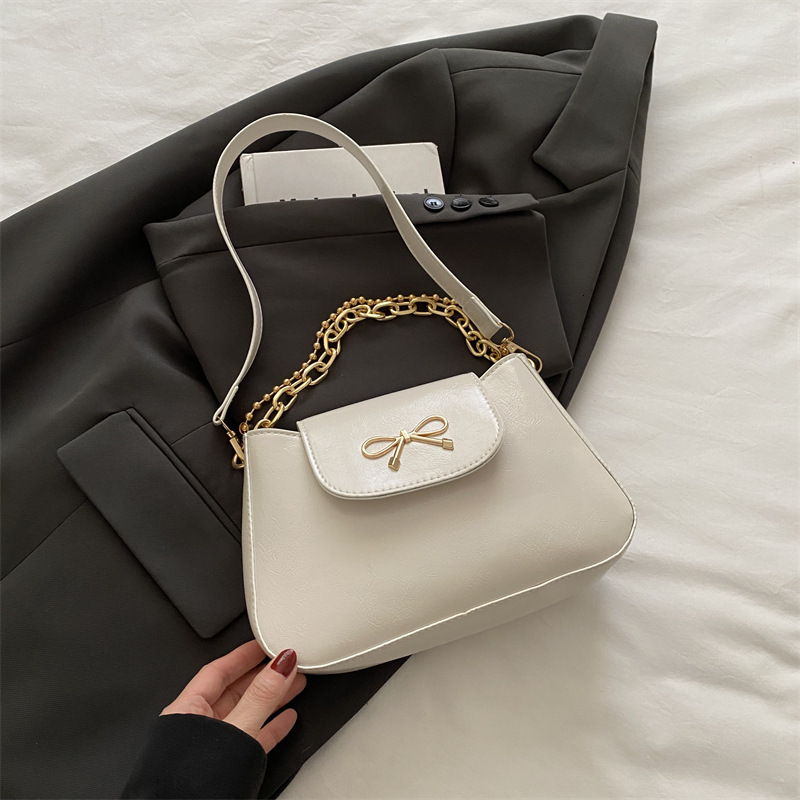 Free Delivery Designer Bag Korean Single Shoulder Chain Hand 2025 Spring New Simple And Versatile Commuting With Bow Decoration Crossbody Luxury