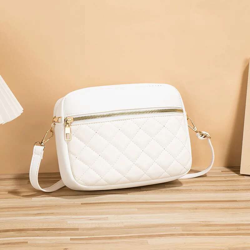Ladies With High-End And Exquisite New Women's Summer Handbag 2024 Versatile Foreign Trade Crossbody Small Square Bags