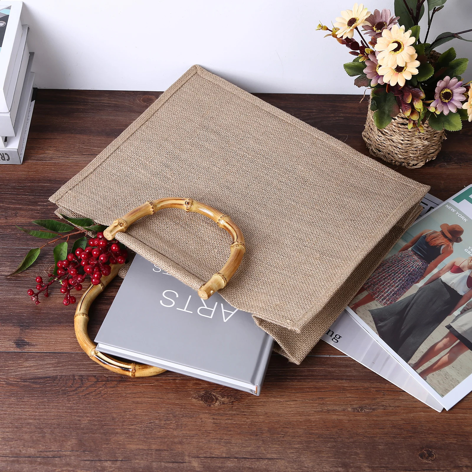 Women Burlap Jute Tote Bag Retro Beach Handbag Bamboo Handle Linen Beach Shoulder Top Handle Bag Fashion Reusable Shopping Bags 250516