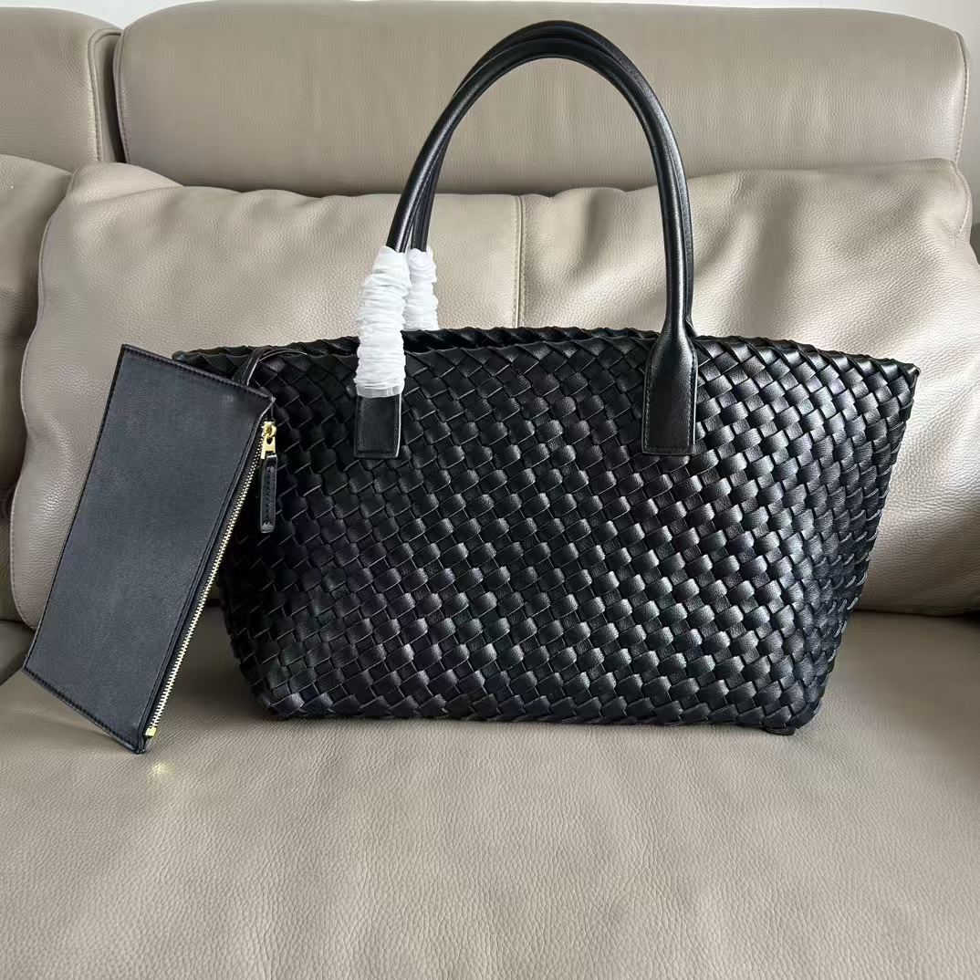 2025 New Woven Tote Bag, Large Capacity Tote Bag, Leather Shoulder Bag, Women's Bag, Fashion Mummy Shopping Bag, Commuter Bag