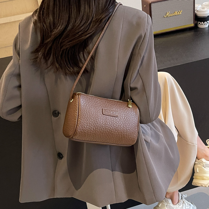2025 Spring New Collection Seasonal Women's Small Crossbody Premium Single Shoulder Pillow Fashion Trend Leisure Bag