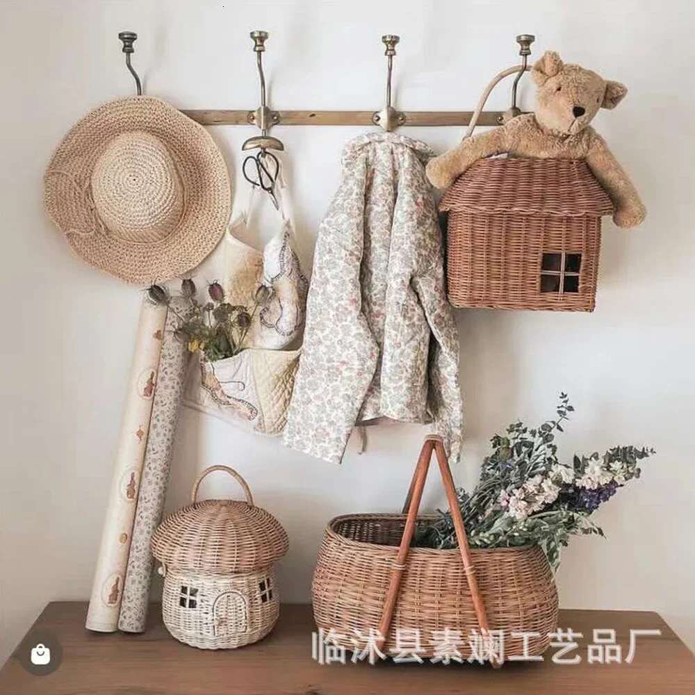 Handmade House Rattan Bag Wicker Woven Handbags Cute Basket For Women 2023 Summer Beach Bags Square Box Purses Clutch Tote