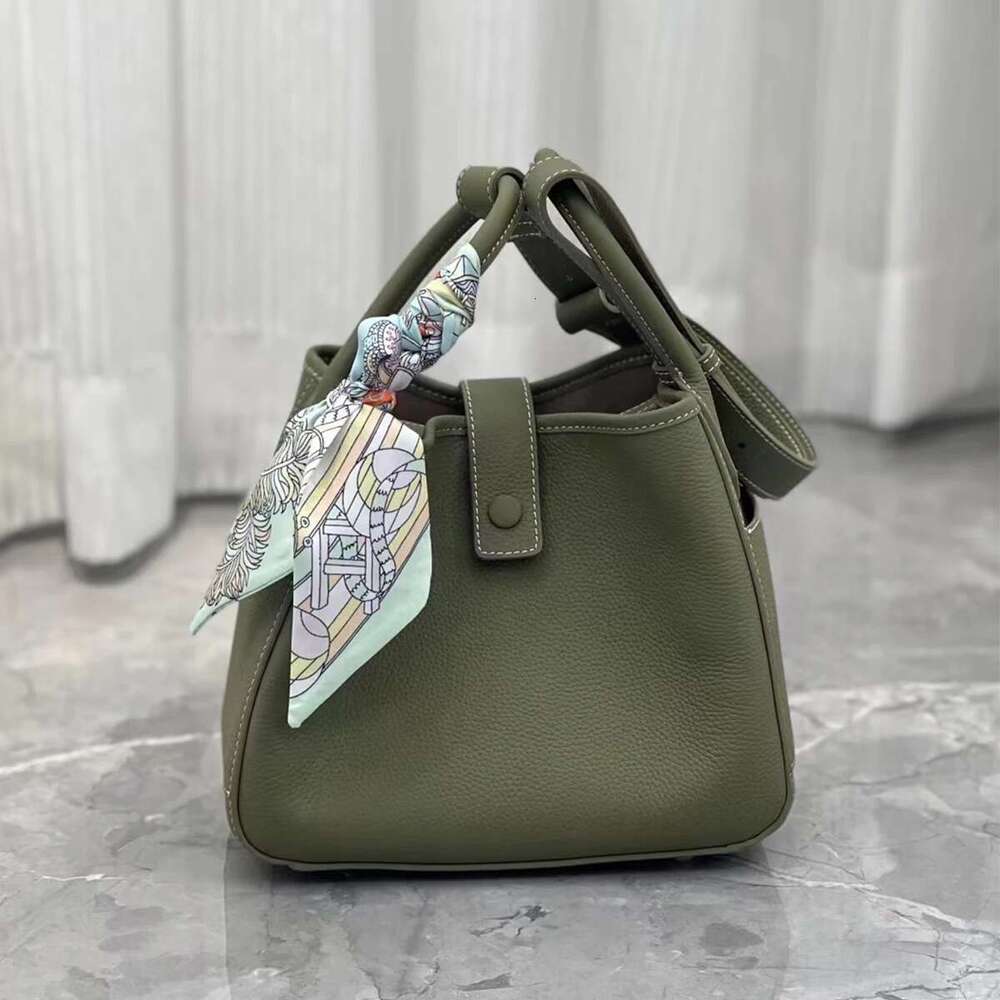 Design High Quality Cowhide Handbags Fashion Large Capacity Leather Bucket For Women High-end Elegant Lady Dinner Bag