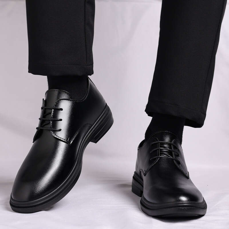 2025 New Classic Business and Leisure British Tassel Leather Men's Wedding Invisible Height Increasing Shoes