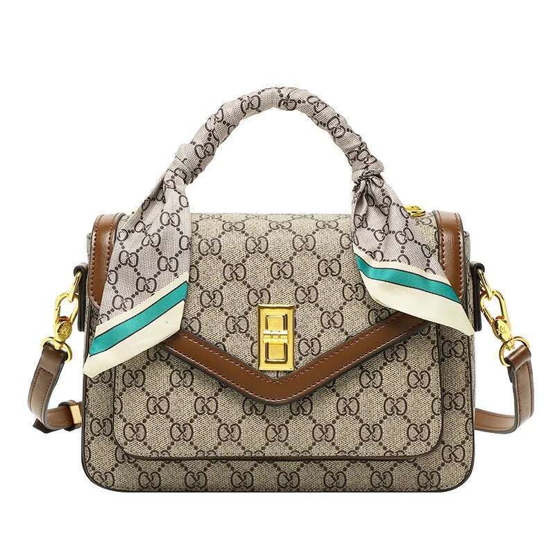 Light Brand Women's 2025 New Fashionable And Versatile High-End Color Blocked Handbag, Single Shoulder Crossbody Bag