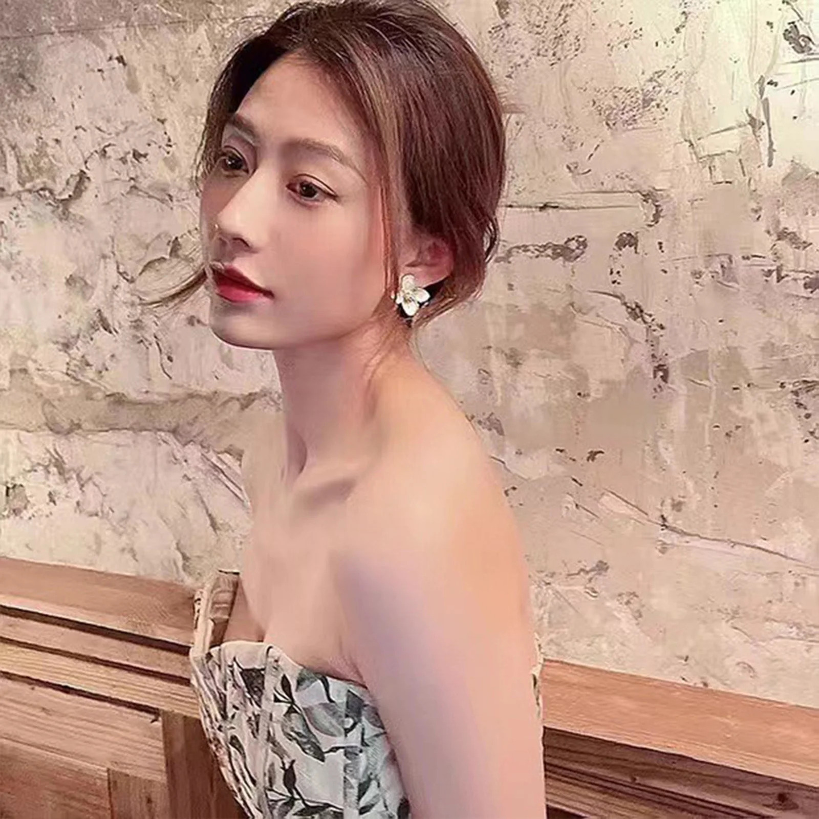 Women Flower Studs Earrings Luxurious Style Flower Shape Metal Earrings for Banquet Gown Travel Ears Decor 250517